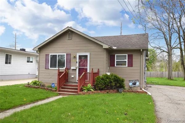 $94,900 | 4301 Pengelly Road, Flint, MI 48507