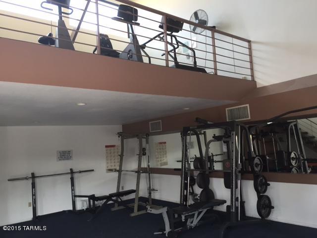 1200 East River Road, Unit J118 Tucson, AZ 85718 - Photo 20 of 21