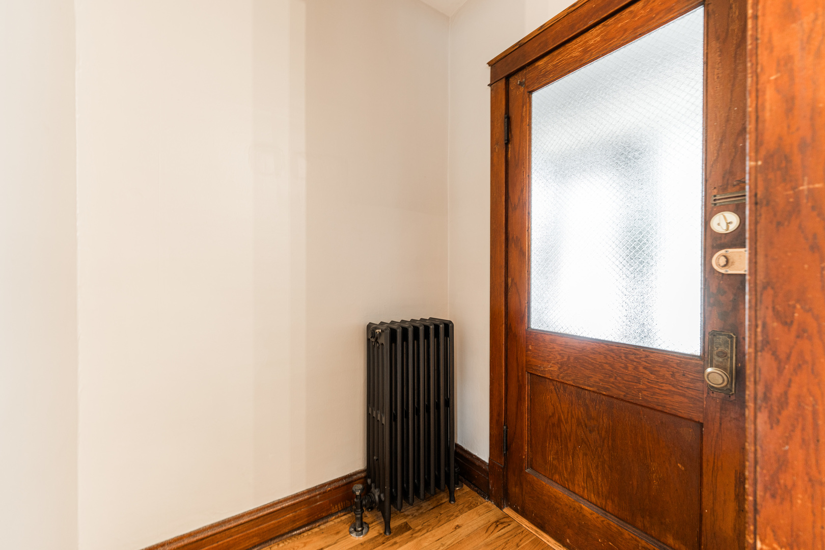 2257 North Springfield Avenue, Unit 1F Chicago, IL 60647 - Photo 6 of 27 a view of front door