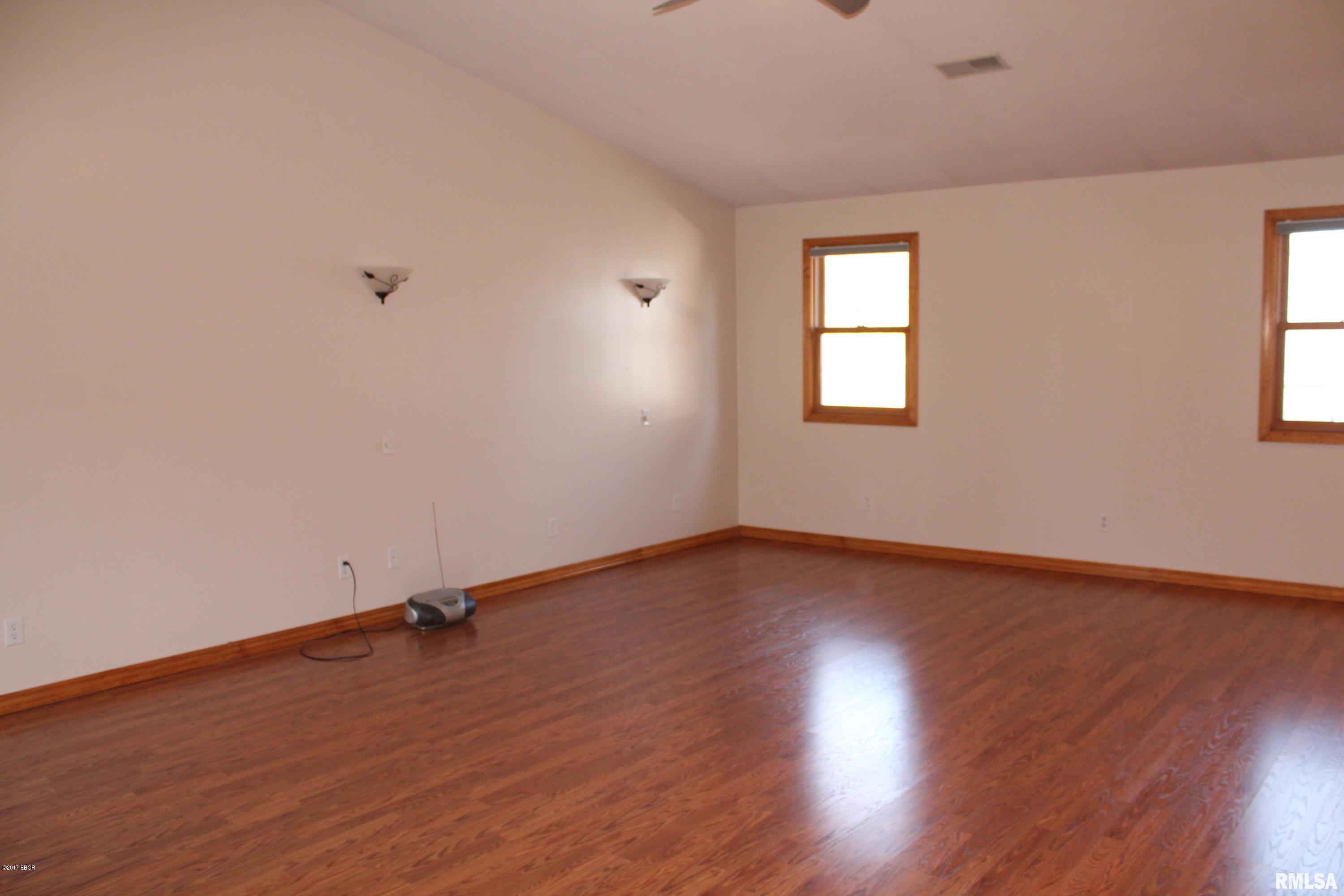 230 Heininger Road Murphysboro, IL 62966 - Photo 13 of 42