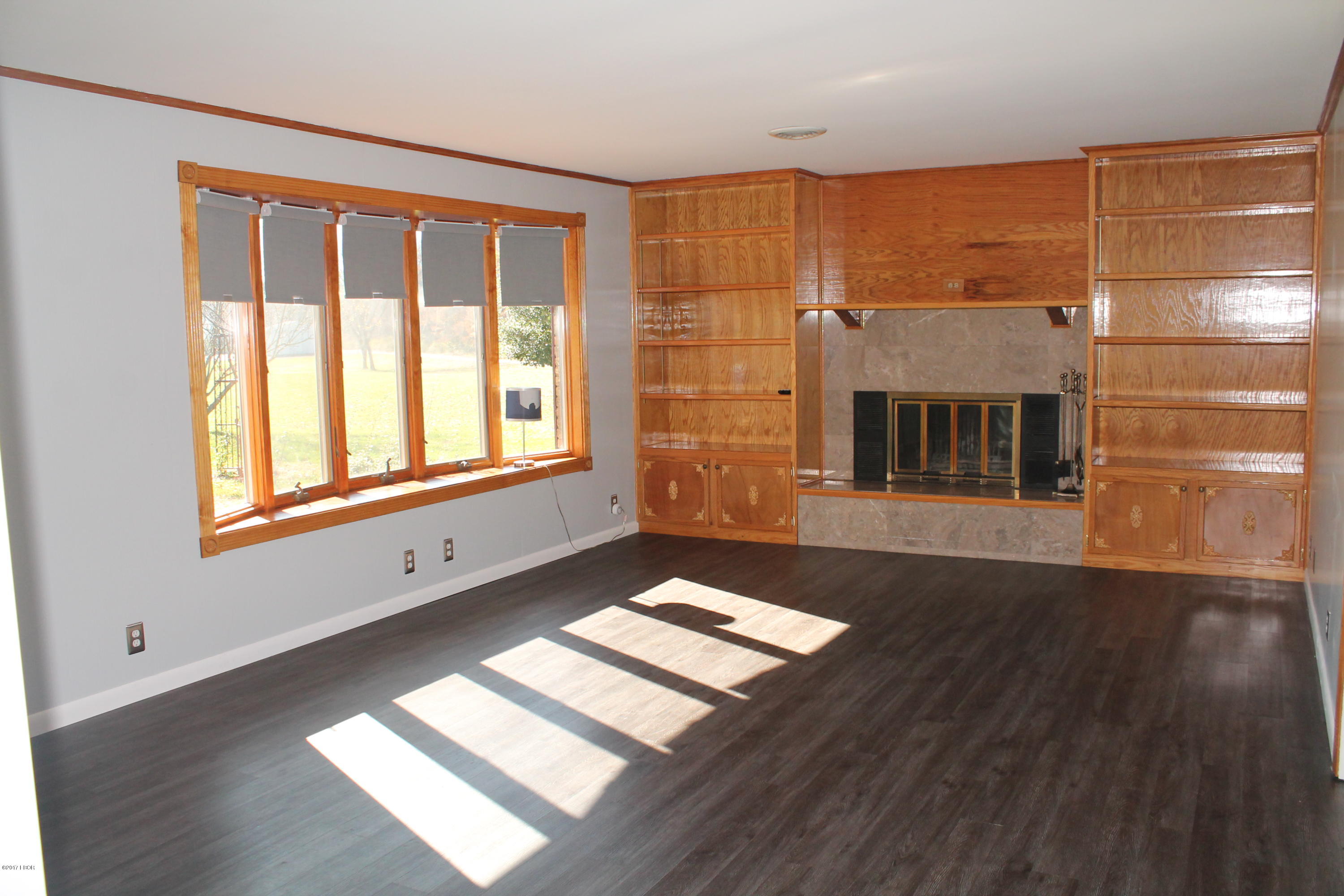 230 Heininger Road Murphysboro, IL 62966 - Photo 2 of 42