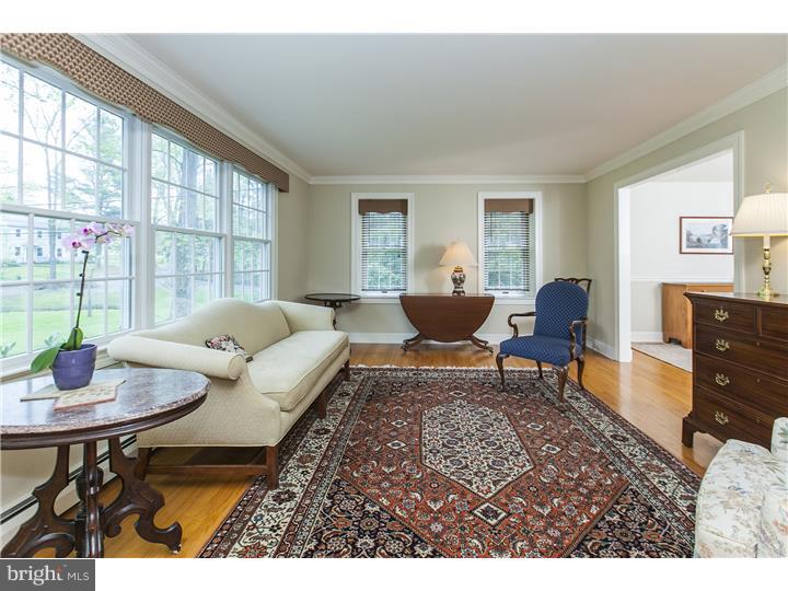 19 Poor Farm Road Pennington, NJ 08534 - Photo 7 of 25