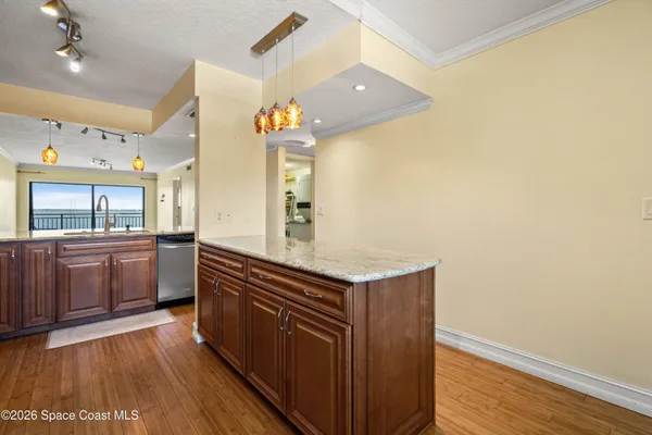$1,900 | 3901 Dixie Highway Northeast, Unit 405, Palm Bay, FL 32905