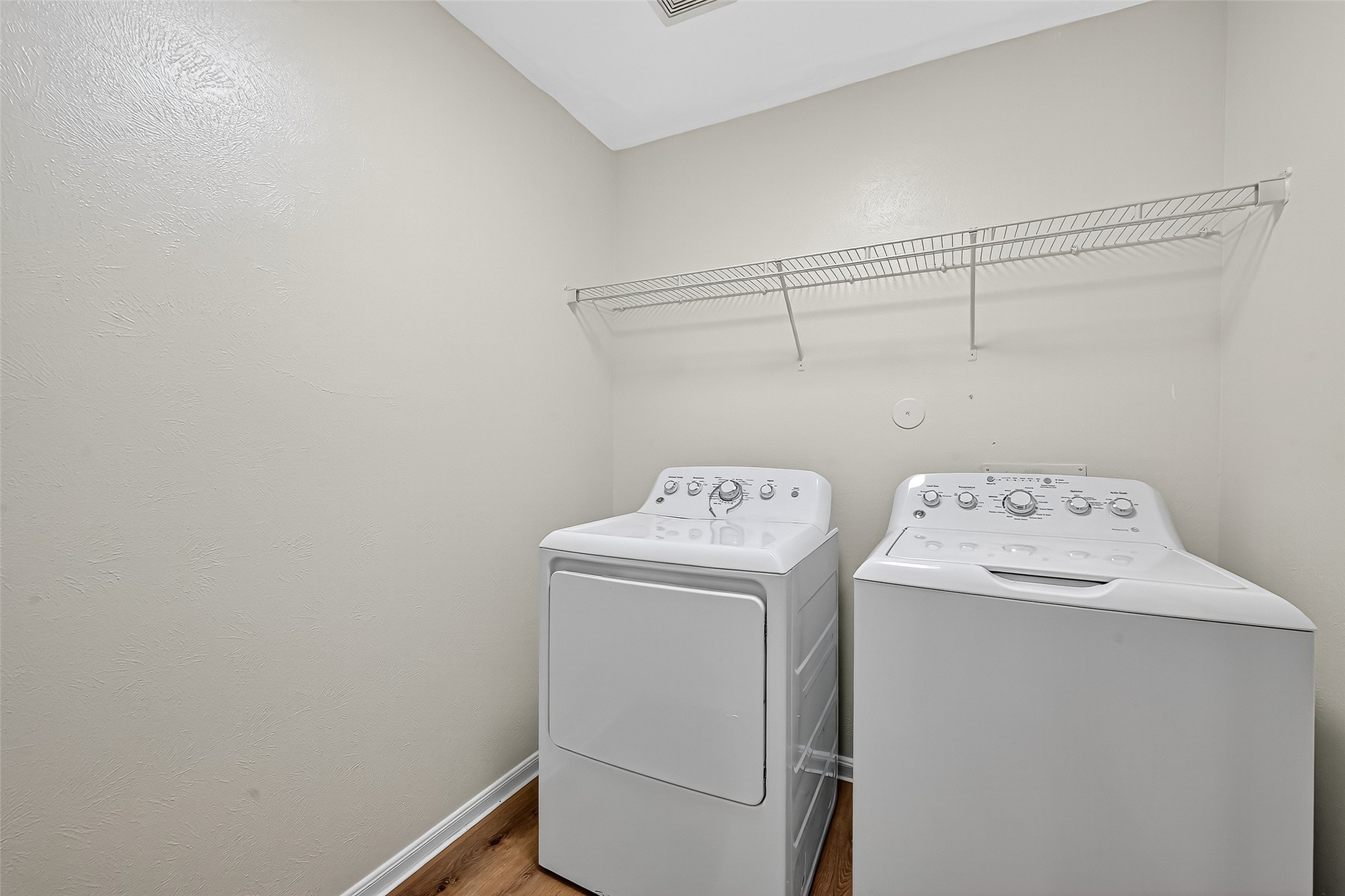 3114 Sabine Spring Lane Katy, TX 77449 - Photo 16 of 34 a utility room with dryer and washer