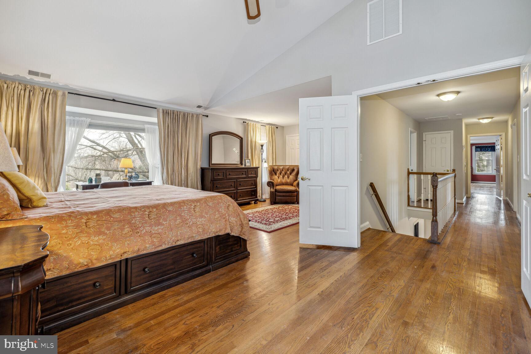 13303 Query Mill Road North Potomac, MD 20878 - Photo 17 of 42 Primary bedroom, hardwoods