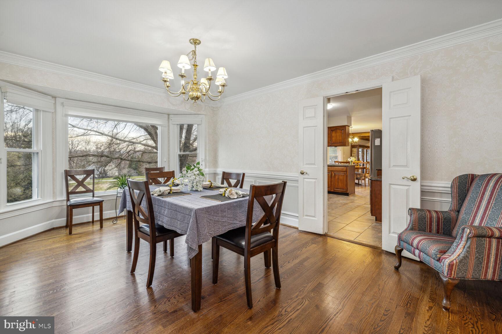 13303 Query Mill Road North Potomac, MD 20878 - Photo 9 of 42 Close to kitchen, view of yard