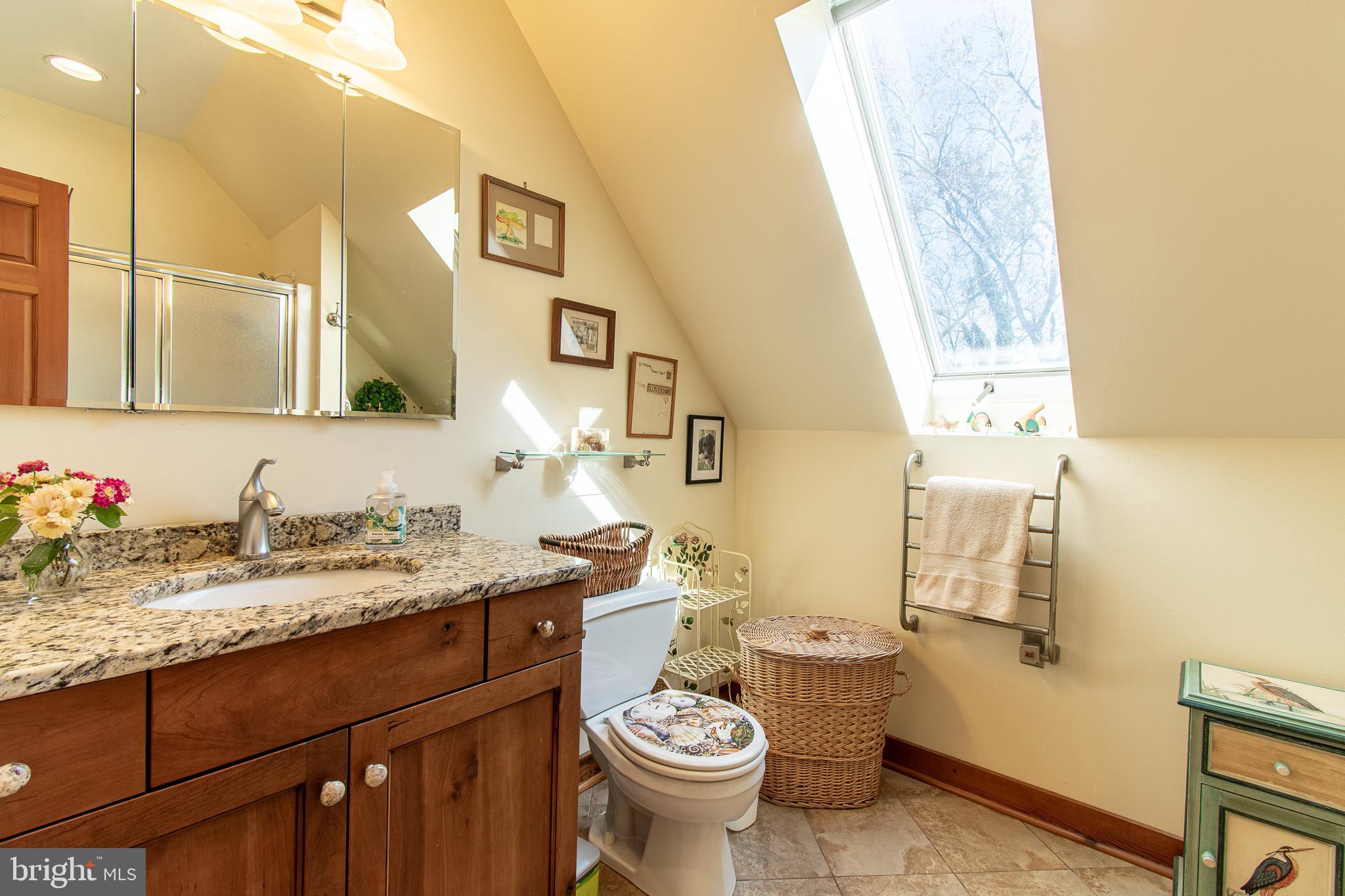 6271 Neavitt Manor Road Neavitt, MD 21652 - Photo 28 of 41 Upper level full bath