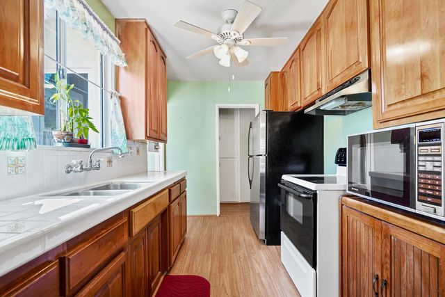 $1,025,000 | 2500 North Lamer Street, Burbank, CA 91504