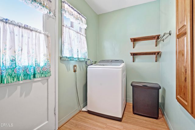 $1,025,000 | 2500 North Lamer Street, Burbank, CA 91504