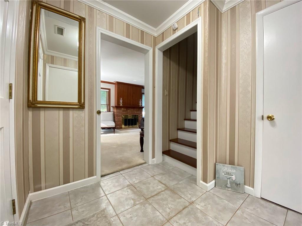1702 Penny Road High Point, NC 27265 - Photo 6 of 50