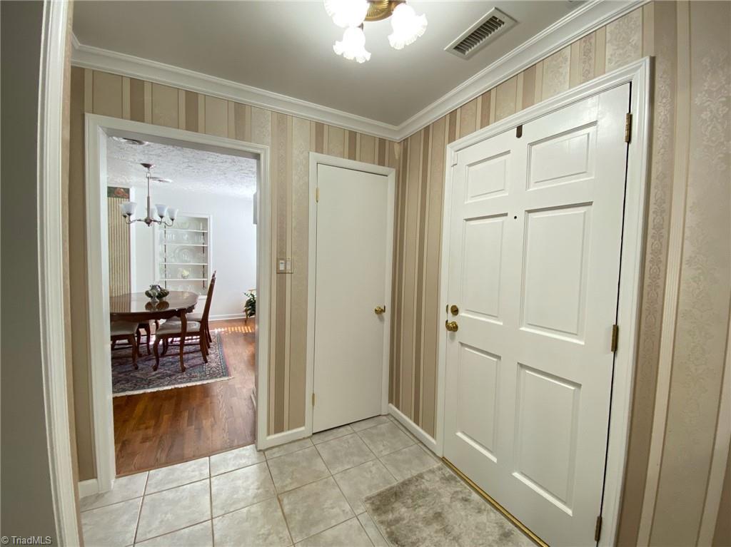 1702 Penny Road High Point, NC 27265 - Photo 7 of 50