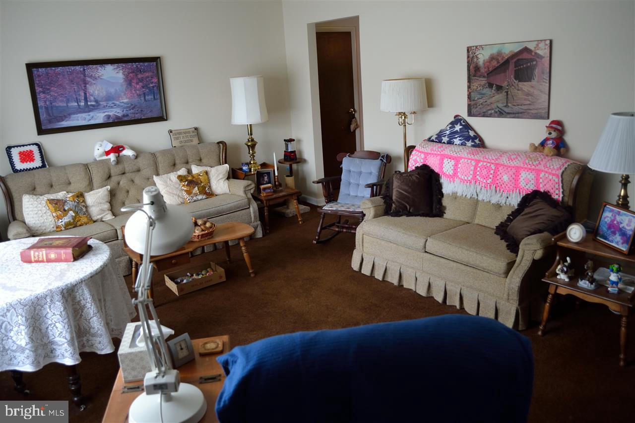 2168 Croyden Road York, PA 17408 - Photo 2 of 22