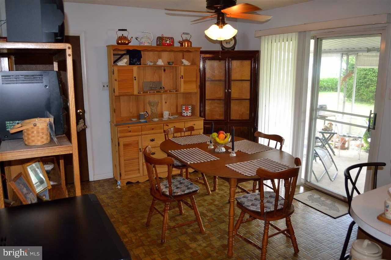 2168 Croyden Road York, PA 17408 - Photo 5 of 22