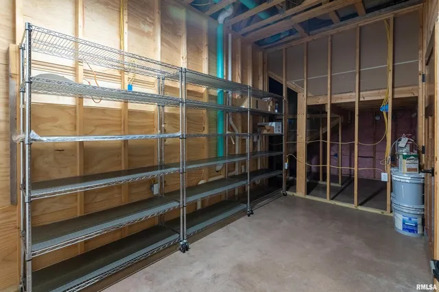 $975,000 | 1651 Sneed Road, Carbondale, IL 62902