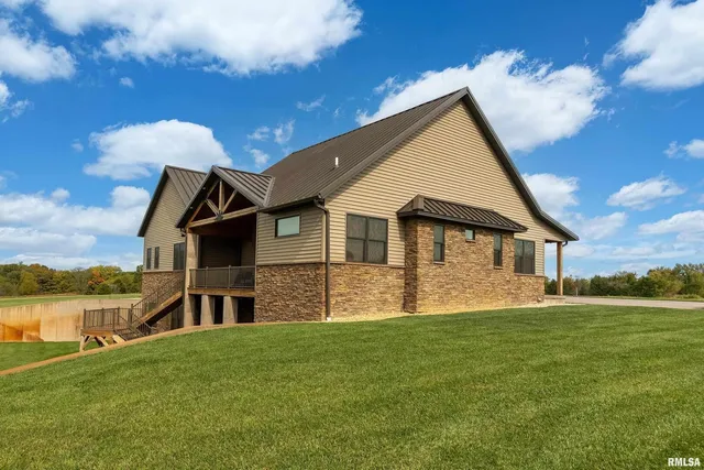 $975,000 | 1651 Sneed Road, Carbondale, IL 62902