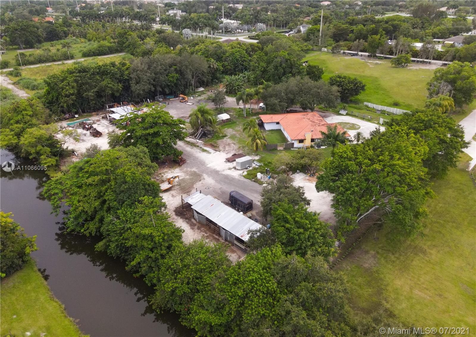 18900 Southwest 56th Street Southwest Ranches, FL 33332 - Photo 2 of 23