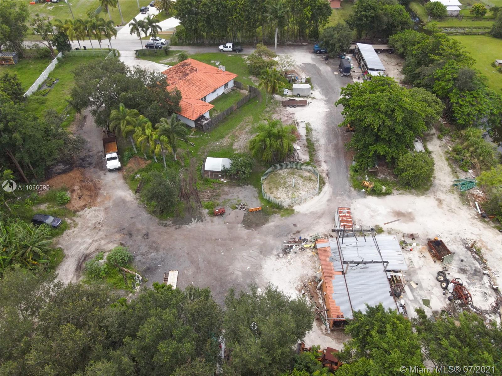 18900 Southwest 56th Street Southwest Ranches, FL 33332 - Photo 11 of 23