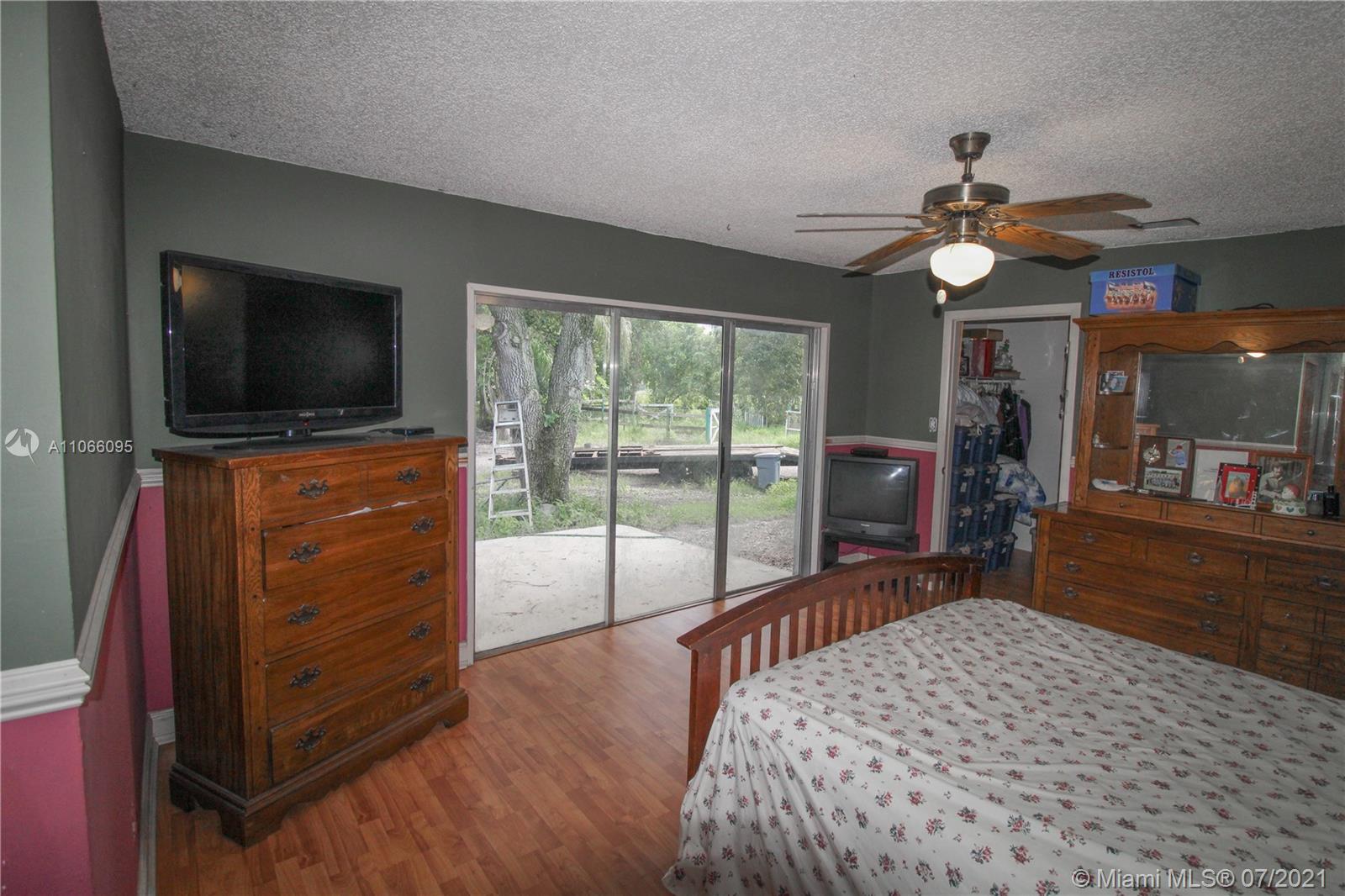 18900 Southwest 56th Street Southwest Ranches, FL 33332 - Photo 18 of 23
