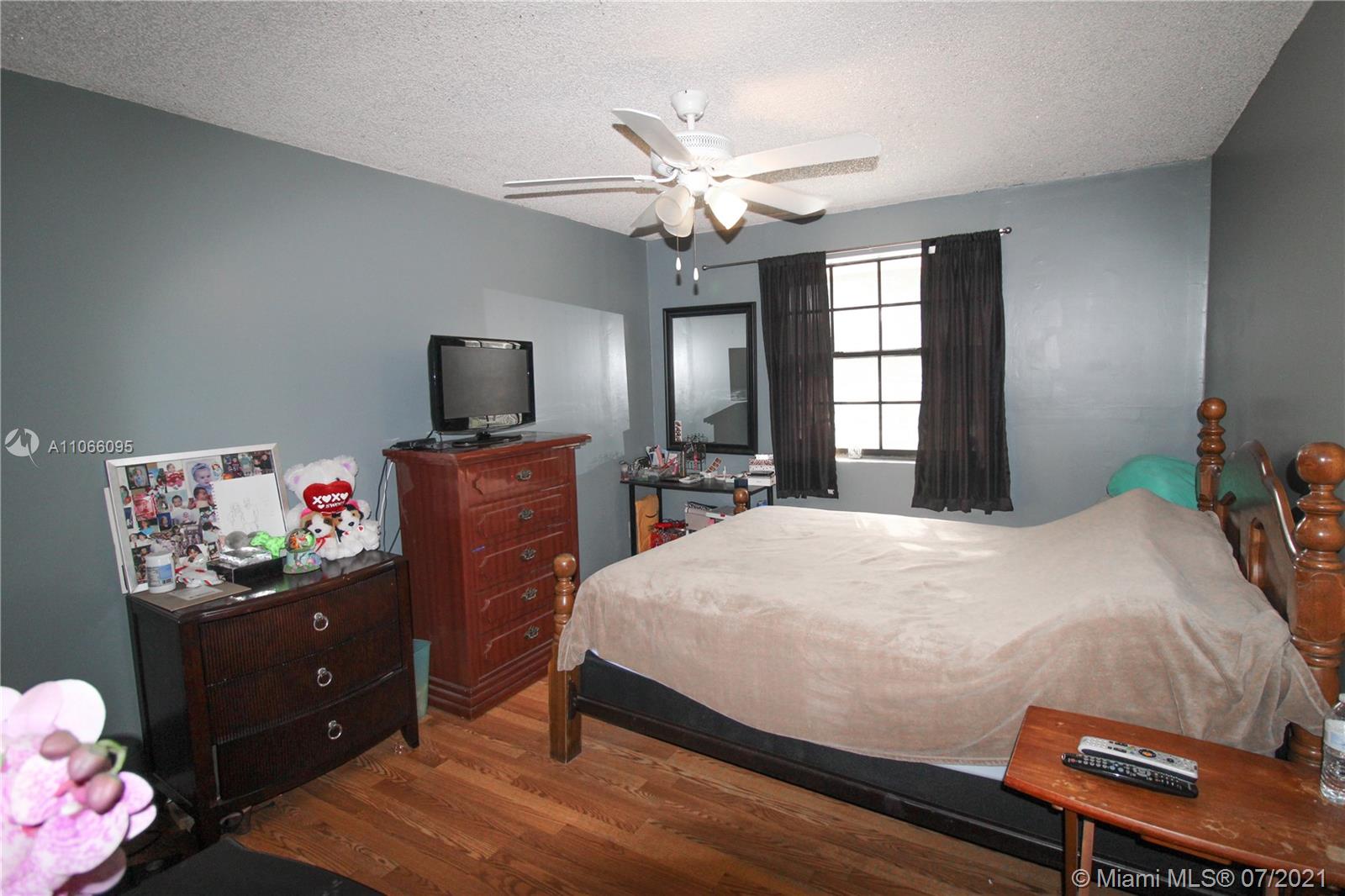 18900 Southwest 56th Street Southwest Ranches, FL 33332 - Photo 20 of 23