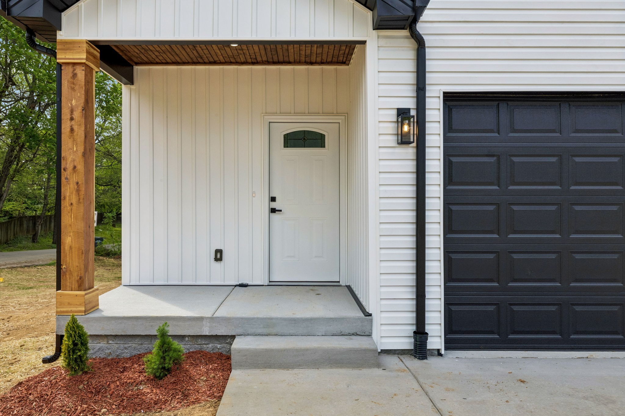 419 North Mabel Street Springfield, TN 37172 - Photo 4 of 34 a view of front door of house