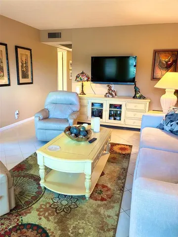 $145,000 | 1001 Newport G, Unit 1001, Deerfield Beach, FL 33442