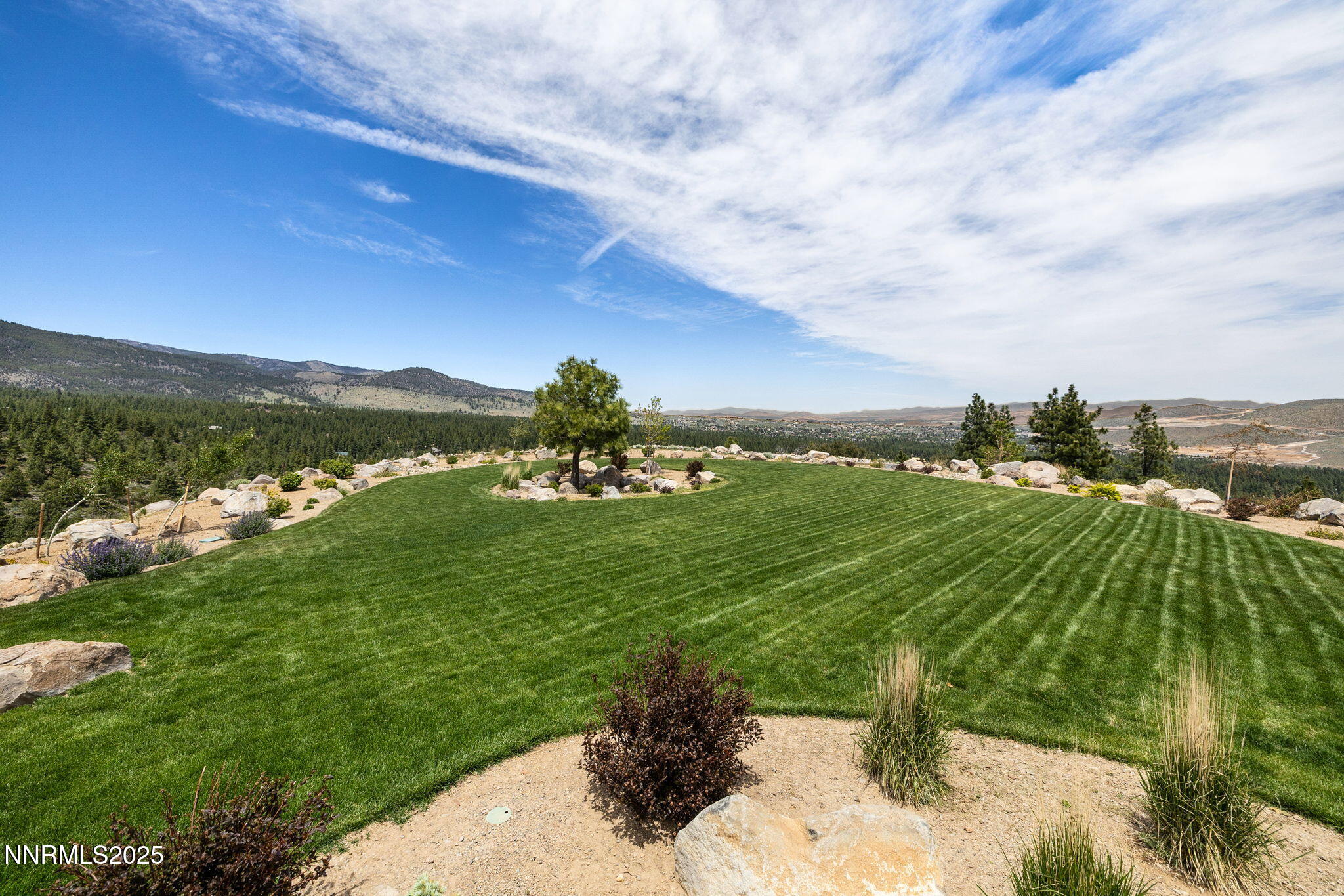 29 Bennington Court Reno, NV 89511 - Photo 22 of 39 37-web-or-mls-29 Bennington-38