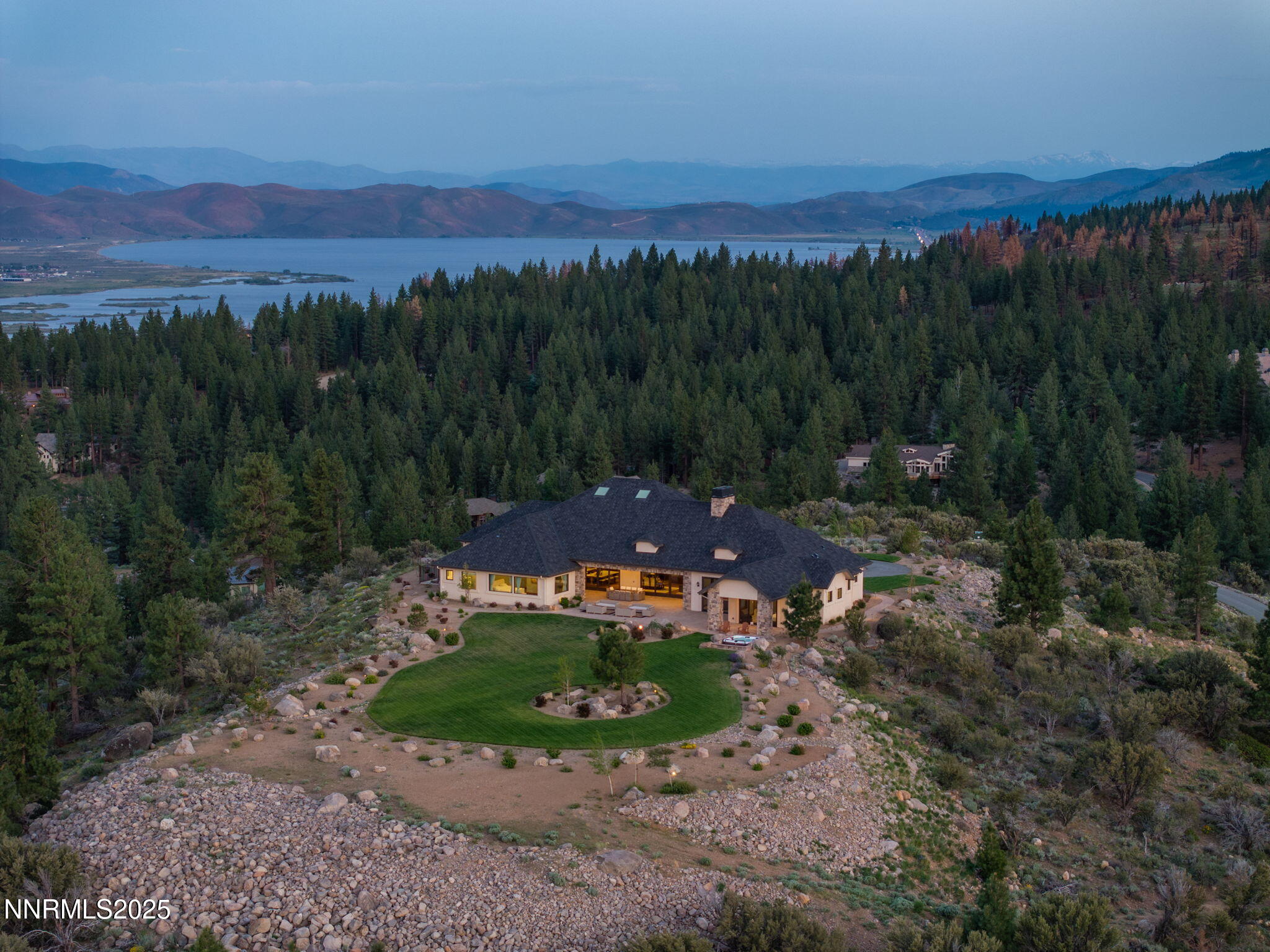 29 Bennington Court Reno, NV 89511 - Photo 32 of 39 81-web-or-mls-29 Bennington Twilight dro