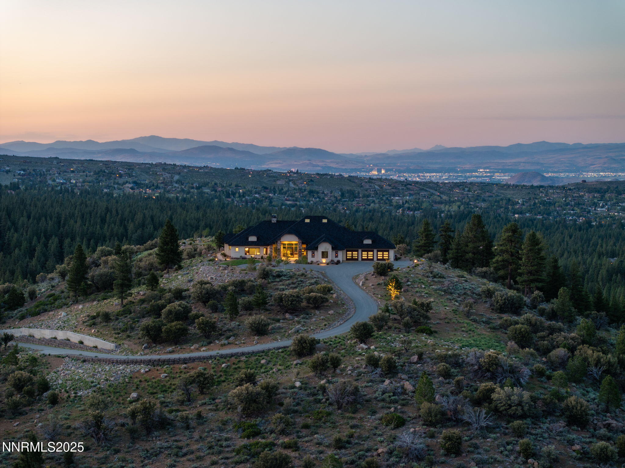 29 Bennington Court Reno, NV 89511 - Photo 39 of 39 59-web-or-mls-29 Bennington Twilight dro