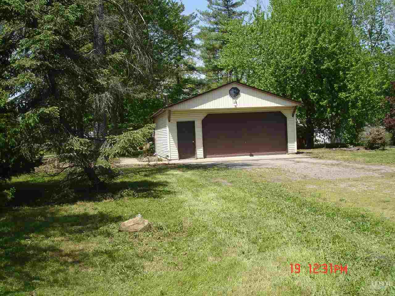 4212 Leesburg Road Fort Wayne, IN 46808 - Photo 4 of 12