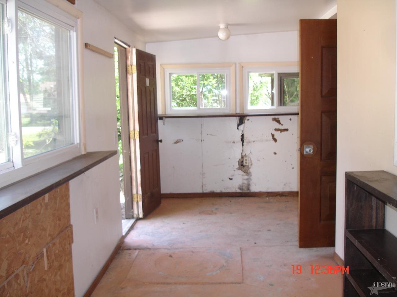 4212 Leesburg Road Fort Wayne, IN 46808 - Photo 8 of 12