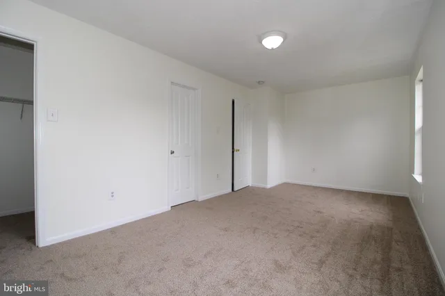 $1,850 | 11200 Robins Glenn Drive, Hagerstown, MD 21742