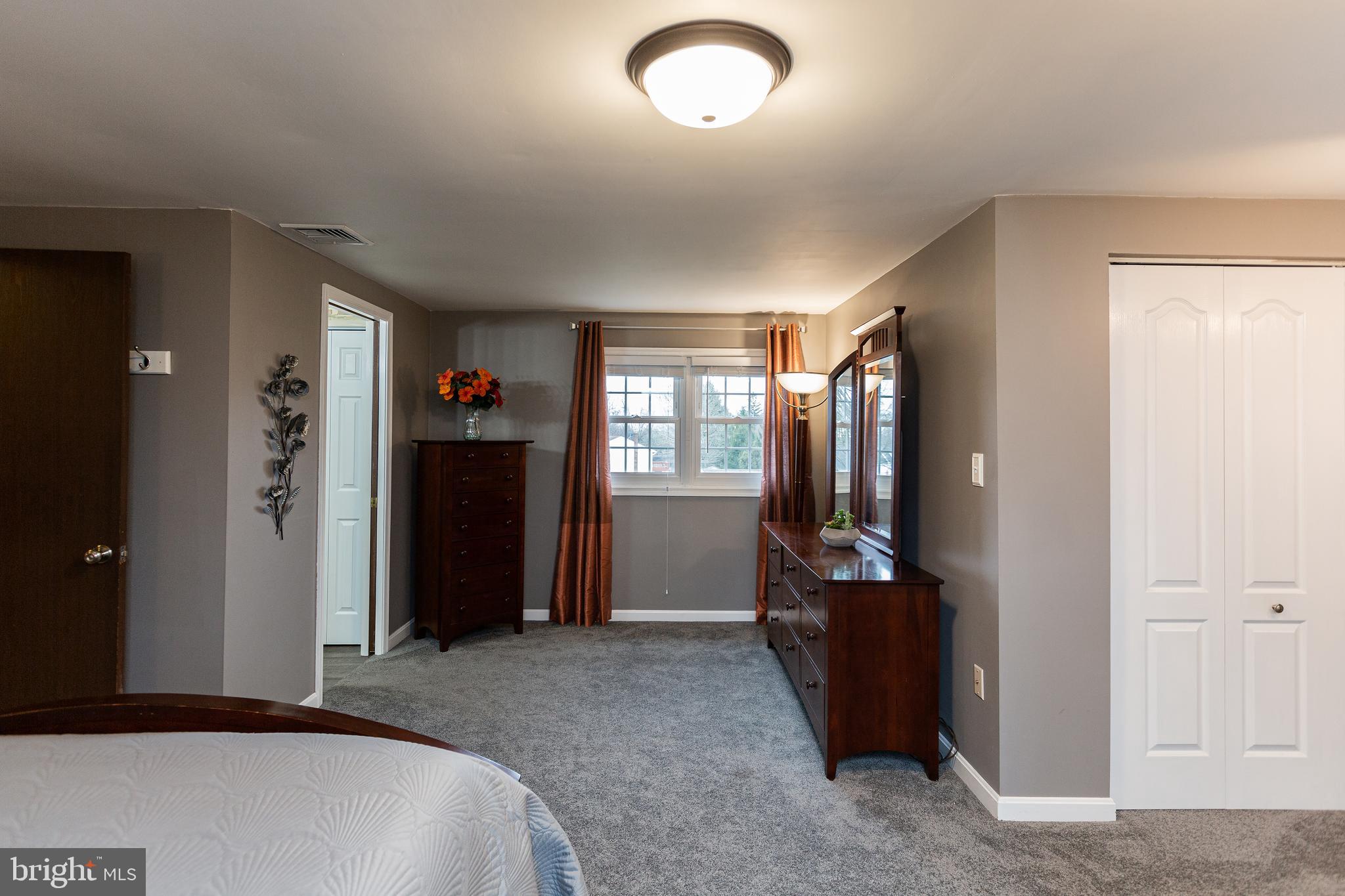 60 Buchland Road Ephrata, PA 17522 - Photo 22 of 37 Master Suite