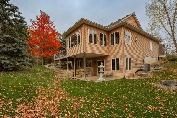 $650,000 | 1598 Salem Court Southwest, Rochester, MN 55902