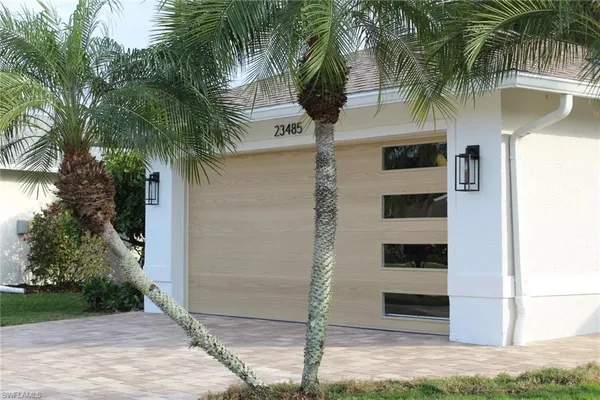 $519,000 | 23485 Olde Meadowbrook Circle, Estero, FL 34134