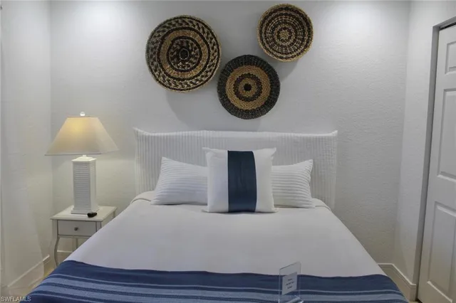 $529,000 | 23485 Olde Meadowbrook Circle, Estero, FL 34134