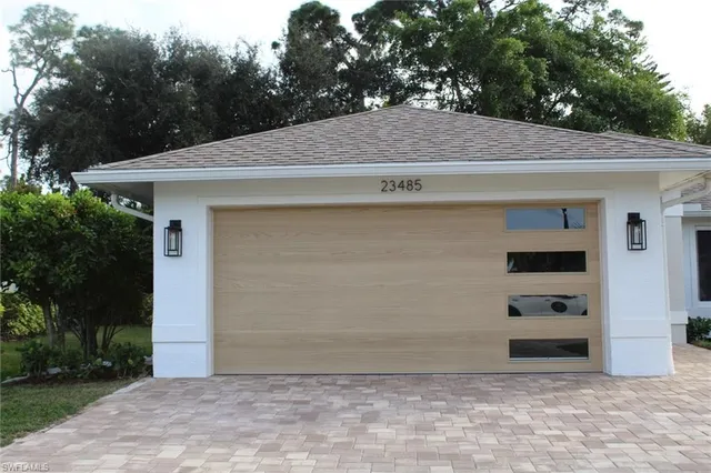 $527,000 | 23485 Olde Meadowbrook Circle, Estero, FL 34134