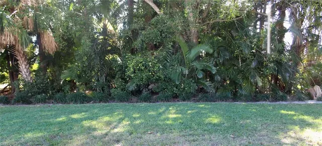 $529,000 | 23485 Olde Meadowbrook Circle, Estero, FL 34134