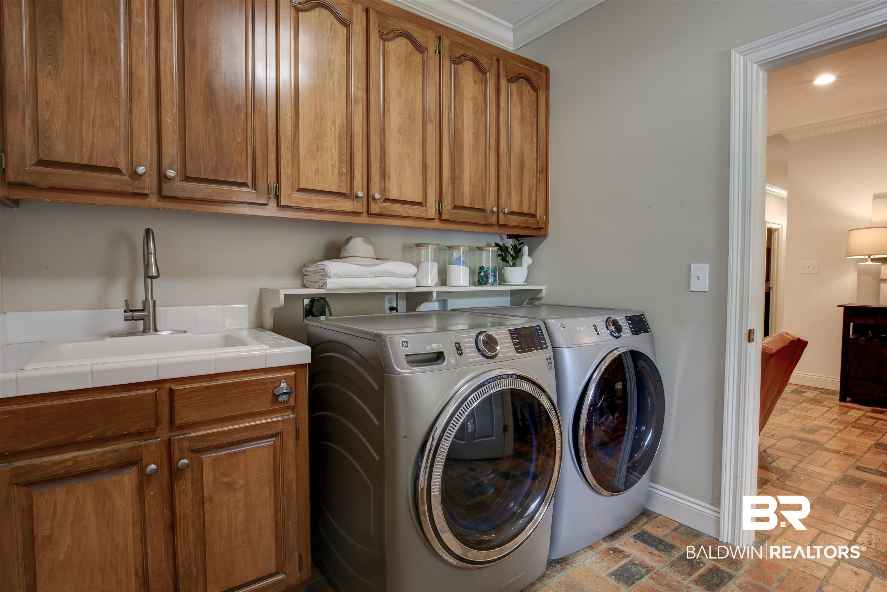 23764 2nd Street Fairhope, AL 36532 - Photo 14 of 38 Laundry Room