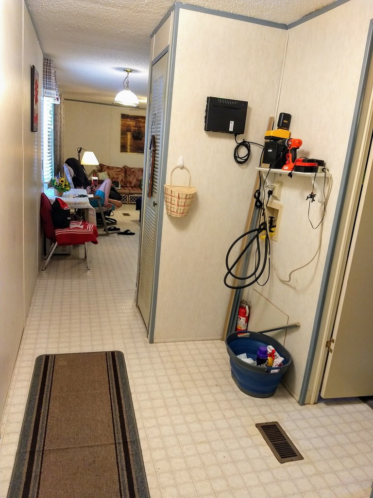 136 Redbud Lane Saluda, SC 29138 - Photo 8 of 17 a view of a room with gym equipment