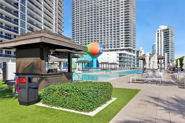 $1,075,000 | 1800 South Ocean Drive, Unit 2208, Hallandale Beach, FL 33009