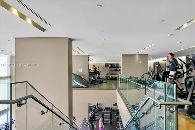 $1,075,000 | 1800 South Ocean Drive, Unit 2208, Hallandale Beach, FL 33009