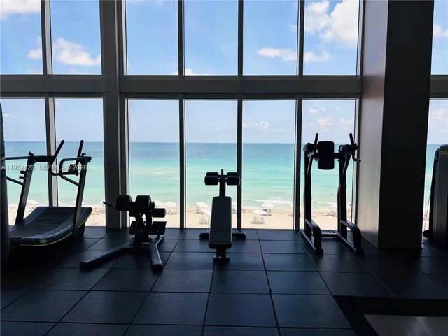 $1,075,000 | 1800 South Ocean Drive, Unit 2208, Hallandale Beach, FL 33009