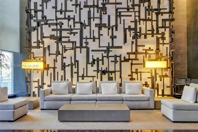 $1,075,000 | 1800 South Ocean Drive, Unit 2208, Hallandale Beach, FL 33009