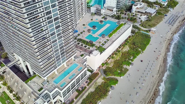 $1,075,000 | 1800 South Ocean Drive, Unit 2208, Hallandale Beach, FL 33009