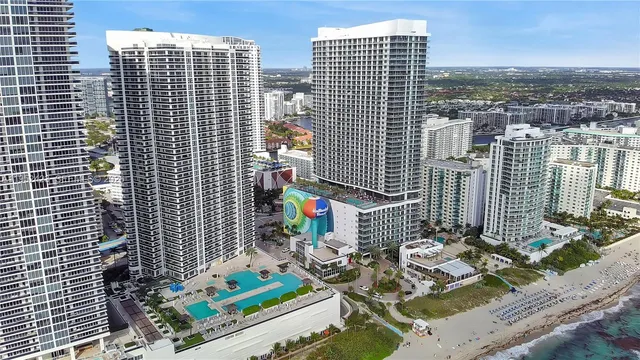 $1,075,000 | 1800 South Ocean Drive, Unit 2208, Hallandale Beach, FL 33009