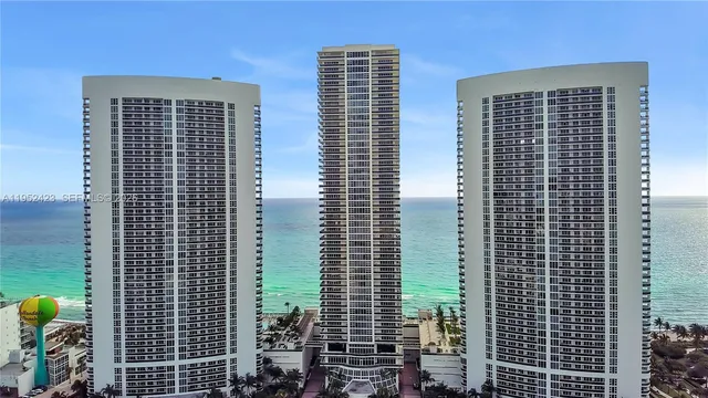 $1,075,000 | 1800 South Ocean Drive, Unit 2208, Hallandale Beach, FL 33009