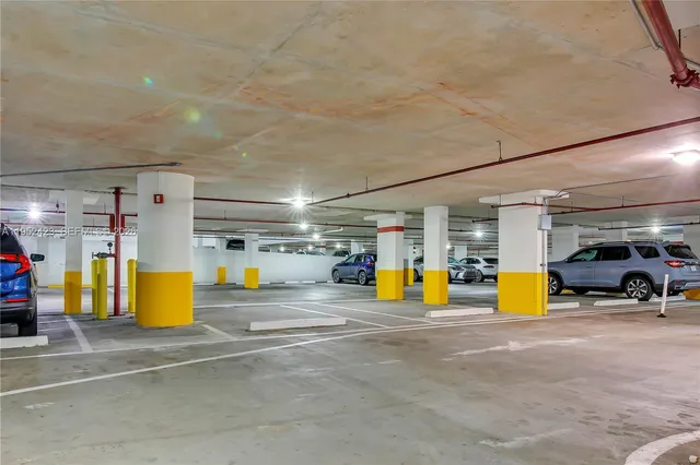 $1,075,000 | 1800 South Ocean Drive, Unit 2208, Hallandale Beach, FL 33009