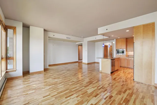 $545,000 | 4201 Sunset Drive, Unit N407, Spring Park, MN 55384