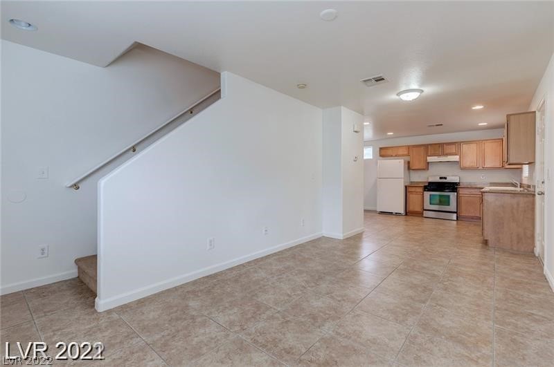 4741 Pinon Pointe Road Las Vegas, NV 89115 - Photo 3 of 15 Gallery Image 3