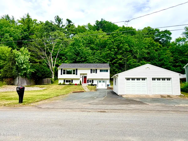 $425,000 | 10 Williams Street, Wynantskill, NY 12198